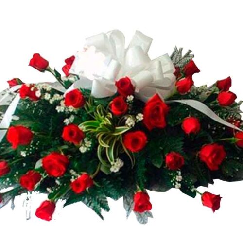 Cubre-Caja-Funebre-Rosas-Rojas-y--blancas_floristerias-en-cali
