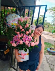 cliente-6-Floristeria-en-Cali-Flores-Cali-es-Cali